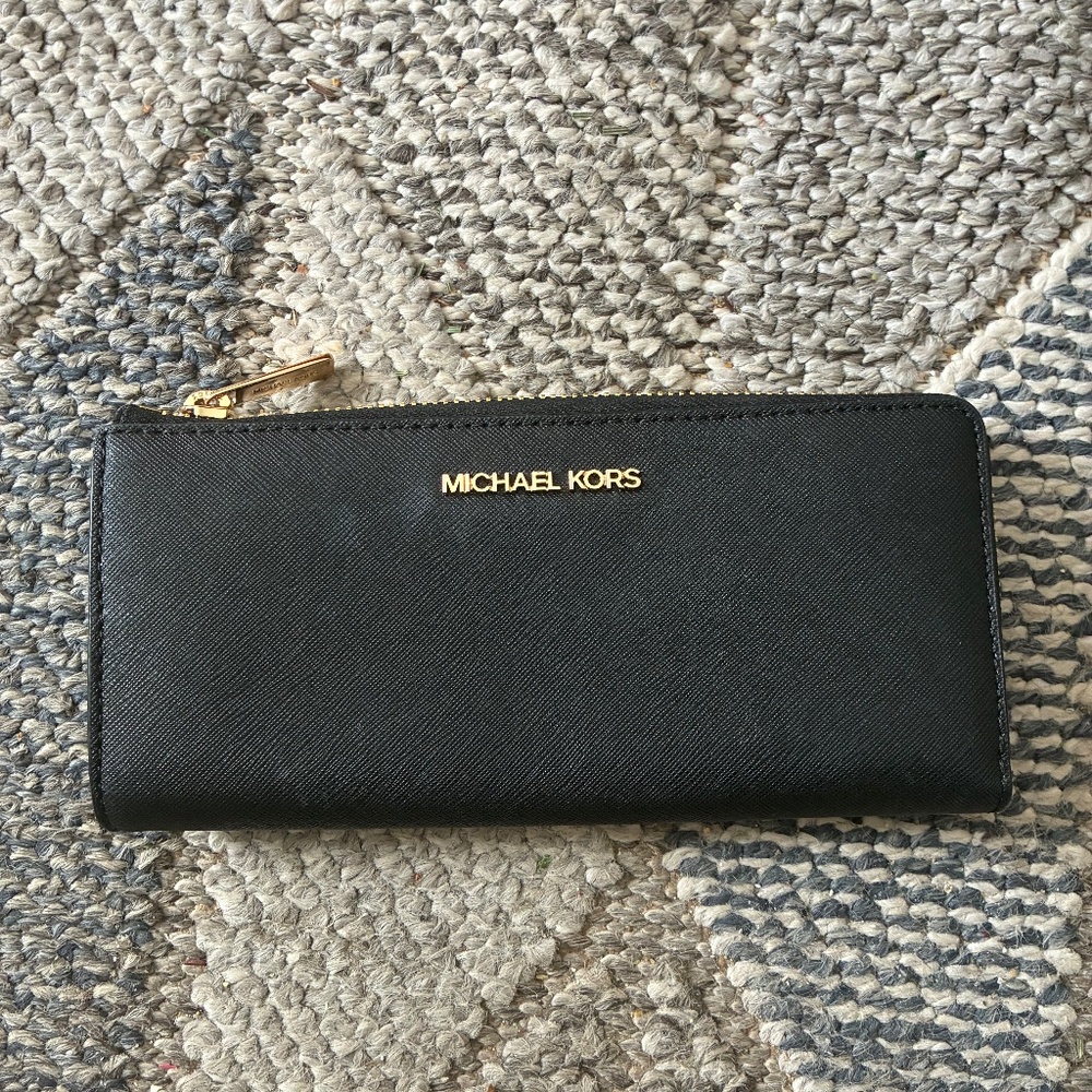 Michael Kors wallet